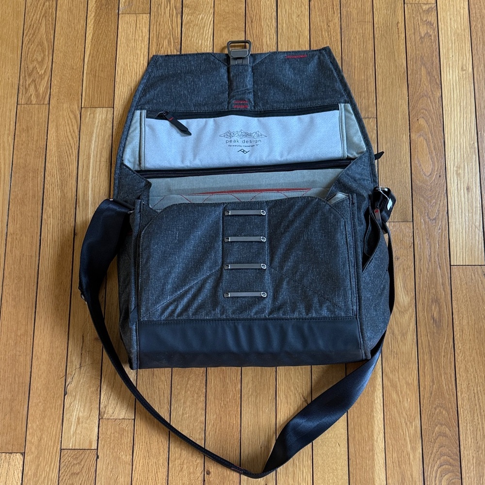 Peak Design the everyday messenger 15”